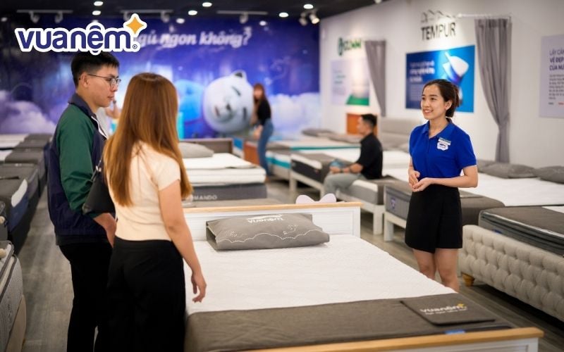 Trải nghiệm nệm Wonjun trực tiếp tại các cửa hàng Vua Nệm