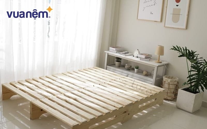 Giường pallet gỗ gầm thấp