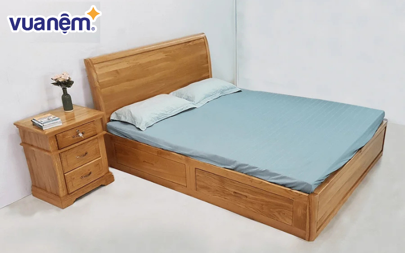Mẫu giường gỗ tự nhiên số 1