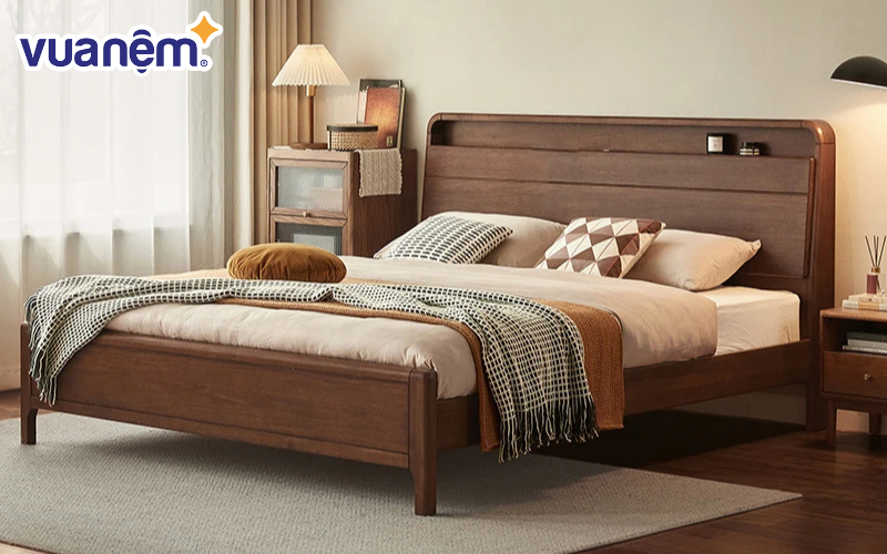 Mẫu giường gỗ tự nhiên số 19