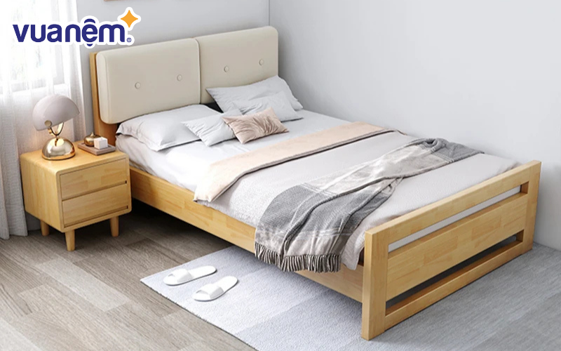 Vệ sinh chăn ga gối nệm thường xuyên để giữ phòng luôn sạch sẽ