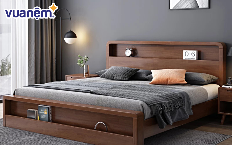 Mẫu giường gỗ tự nhiên số 3