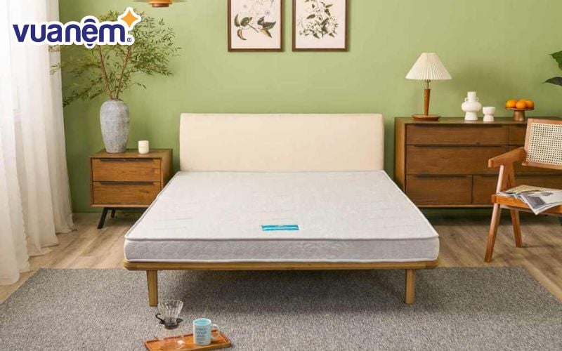 Nệm bông ép Wonjun Pure Premium nổi bật với cấu trúc đa tầng kháng khuẩn gồm lớp bông ép Nano chống nấm mốc và lớp bông ép than hoạt tính