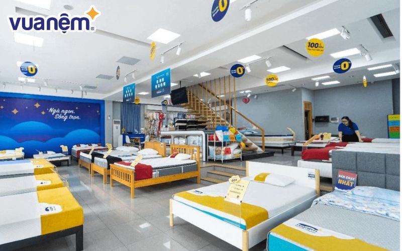 Vua Nệm là nhà phân phối chính thức của nệm Tempur và Dunlopillo, với hơn 150 cửa hàng trên toàn quốc