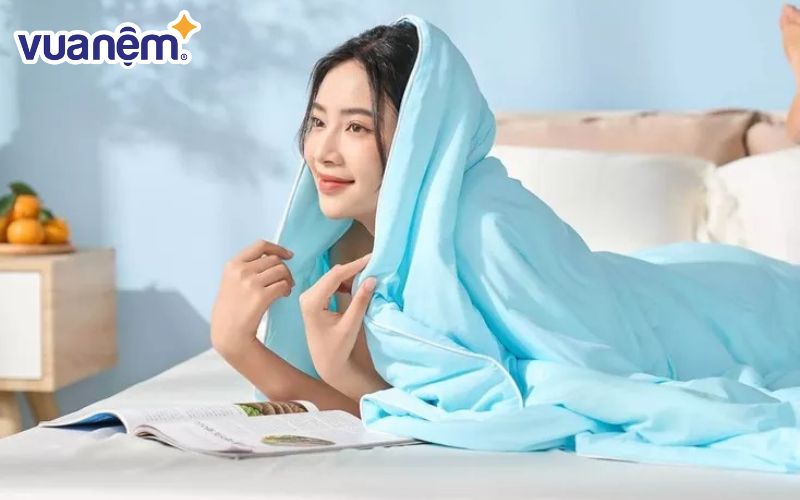 Chăn công nghệ làm mát Amando Azami
