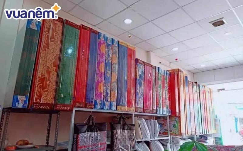 Mua nệm ở cửa hàng Mai Hương Bình Phước