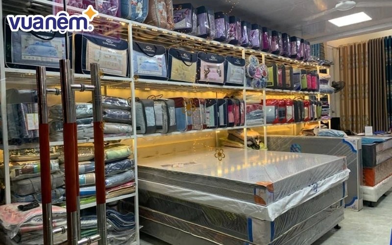 Mua nệm tại shop Quyền Trang