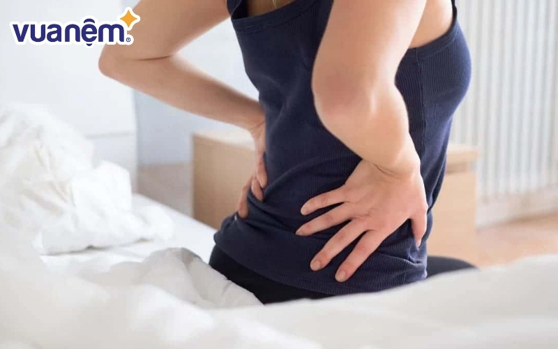 Các lý do nằm nệm lò xo bị đau lưng