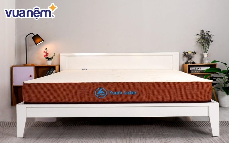 Nệm Aroma Foam Latex là sự kết hợp giữa Memory Foam và cao su thiên nhiên